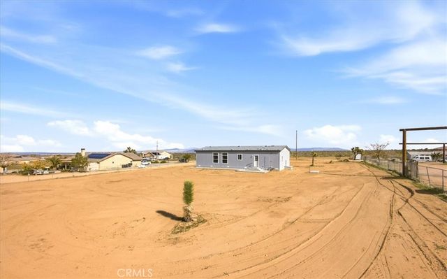 12594 Atsina Road, Phelan, CA 92371