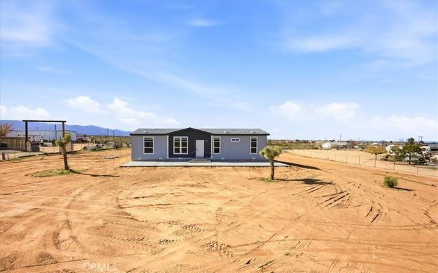 12594 Atsina Road, Phelan, CA 92371