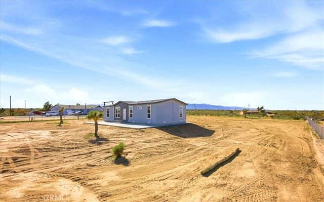 12594 Atsina Road, Phelan, CA 92371