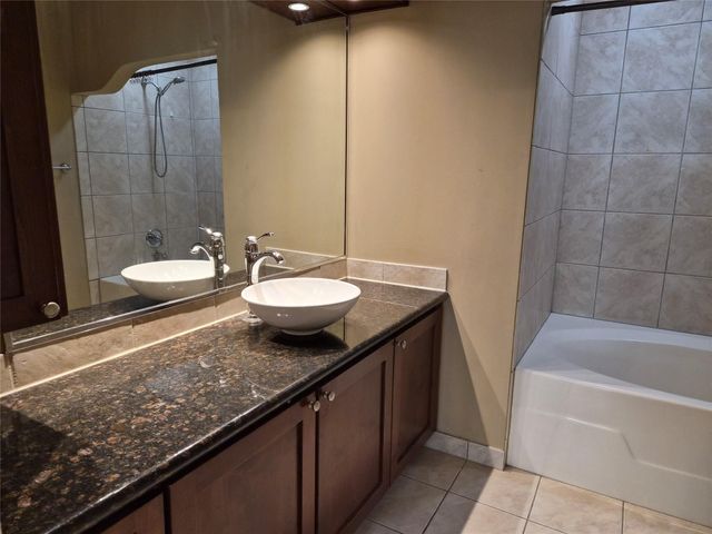 1010 Rosine Street 23, Houston, TX 77019