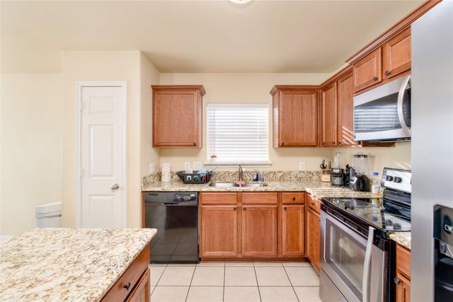 10005 Quail Glen Drive, Fort Worth, TX 76140