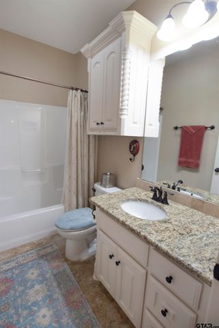 8529 Castleton Way, Tyler, TX 75703