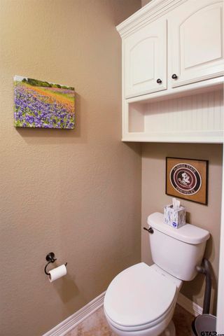 8529 Castleton Way, Tyler, TX 75703