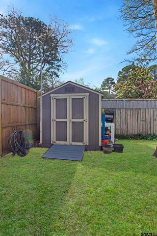 8529 Castleton Way, Tyler, TX 75703