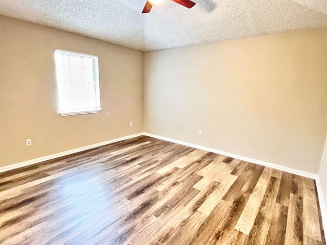 113 June Court, Richwood, TX 77531