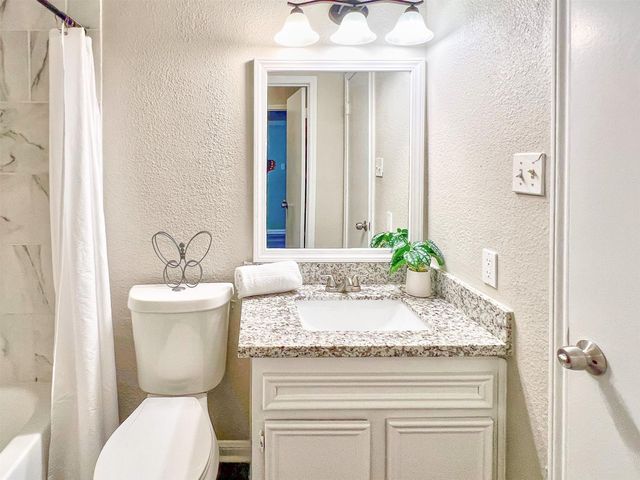 113 June Court, Richwood, TX 77531