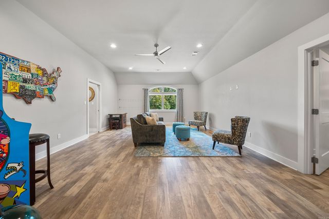 122 Gardens Edge Drive, Hot Springs, AR 71913