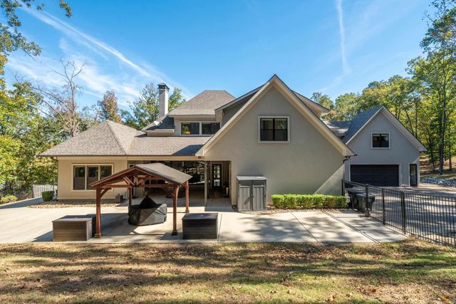 122 Gardens Edge Drive, Hot Springs, AR 71913