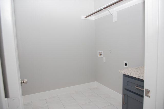 1527 Caldwell Avenue, Dallas, TX 75223