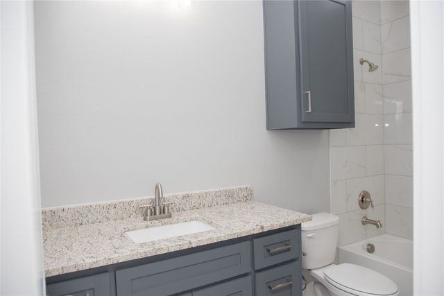 1527 Caldwell Avenue, Dallas, TX 75223