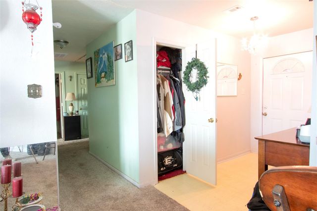 2310 Kings Court Street, Beaumont, TX 77701