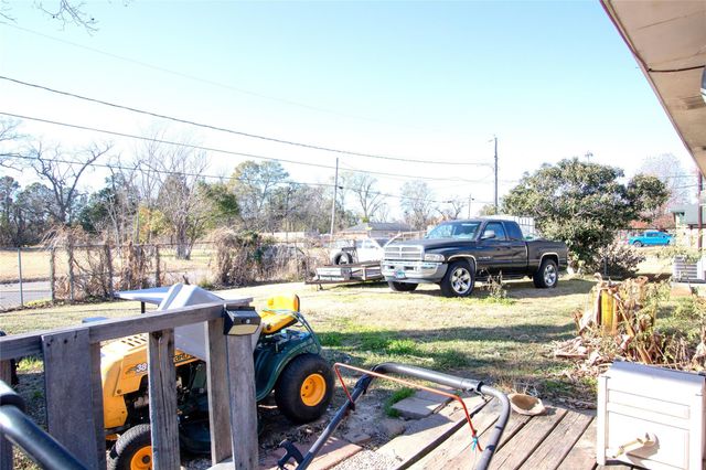 2310 Kings Court Street, Beaumont, TX 77701