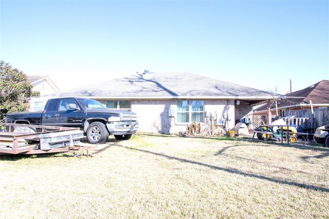 2310 Kings Court Street, Beaumont, TX 77701