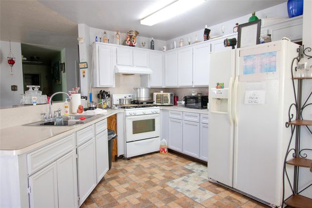 2310 Kings Court Street, Beaumont, TX 77701