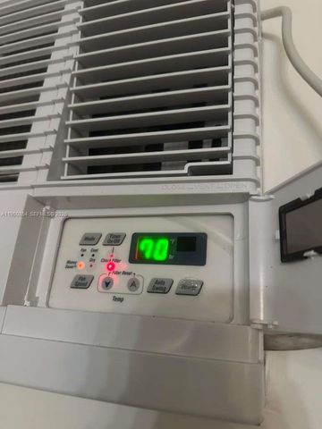 2716 NE 30th Pl 103C, Fort Lauderdale, FL 33306