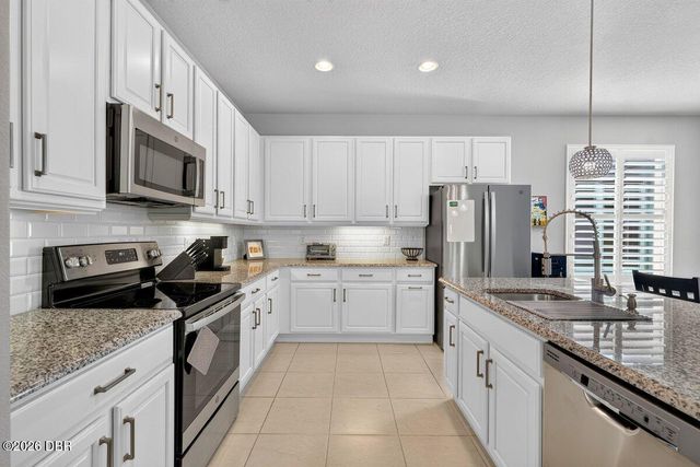215 Magenta Road, Daytona Beach, FL 32124