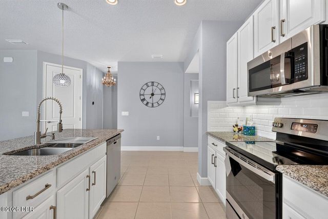 215 Magenta Road, Daytona Beach, FL 32124