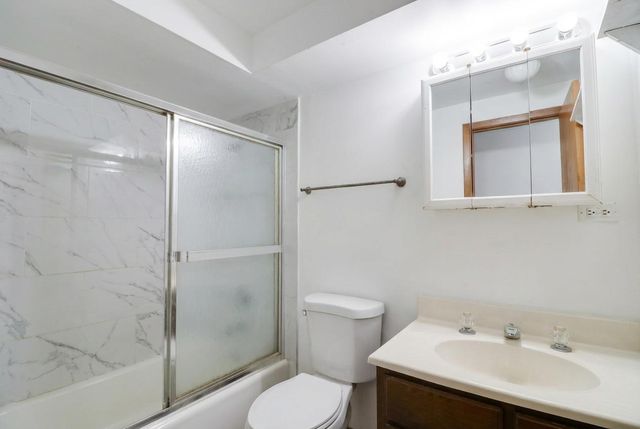 45 N Mcaree Road, Waukegan, IL 60085