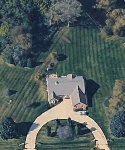 2075 Parkwood COURT, Grafton, WI 53024