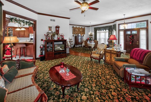 2075 Parkwood COURT, Grafton, WI 53024