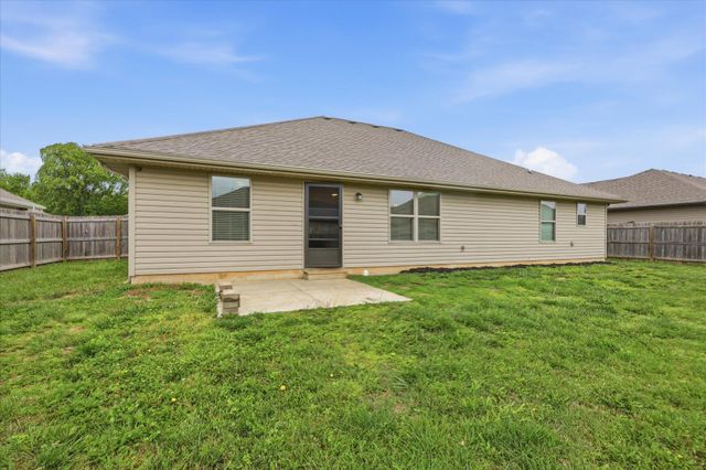 448 W Melody Lane, Republic, MO 65738