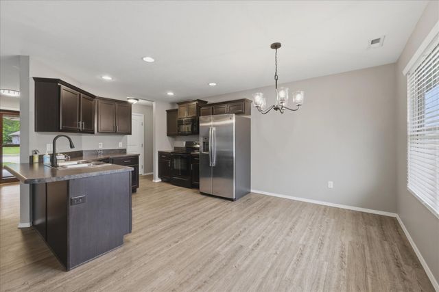 448 W Melody Lane, Republic, MO 65738