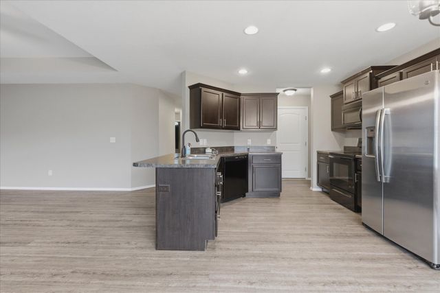 448 W Melody Lane, Republic, MO 65738