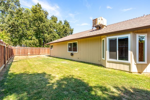 6951 Marvin Trail, Redding, CA 96001