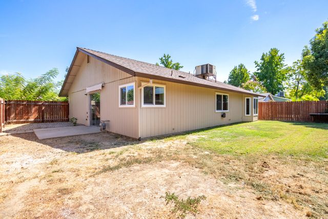6951 Marvin Trail, Redding, CA 96001