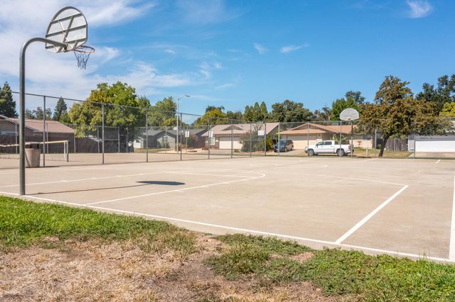 6951 Marvin Trail, Redding, CA 96001