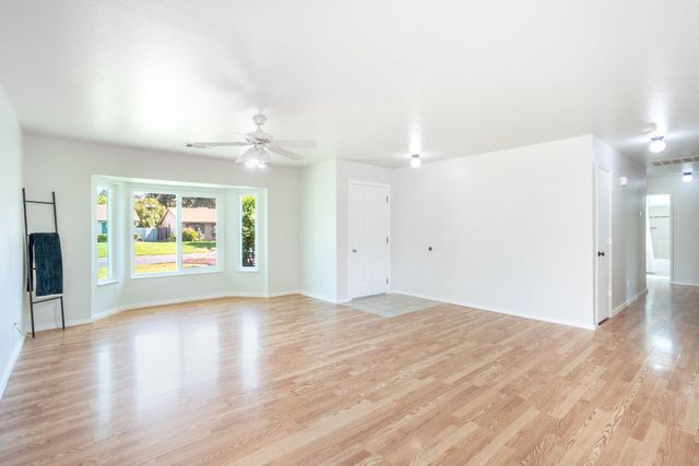 6951 Marvin Trail, Redding, CA 96001