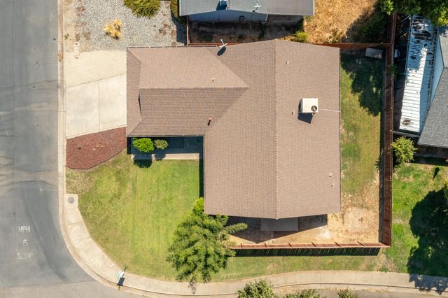 6951 Marvin Trail, Redding, CA 96001
