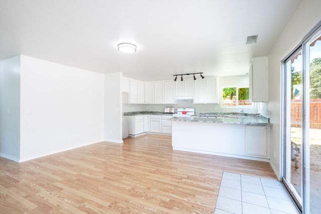 6951 Marvin Trail, Redding, CA 96001