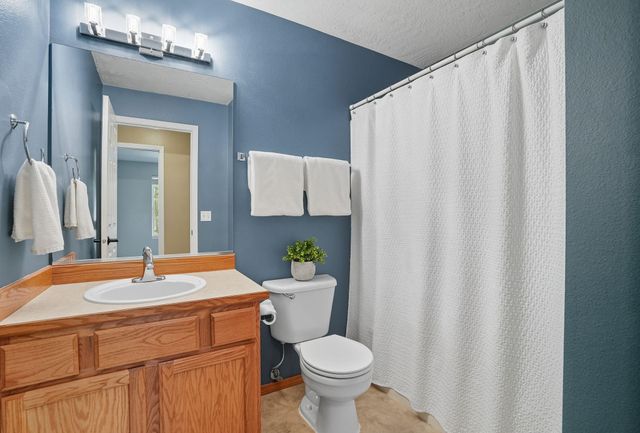 4724 E 15th Ave, Spokane Valley, WA 99212