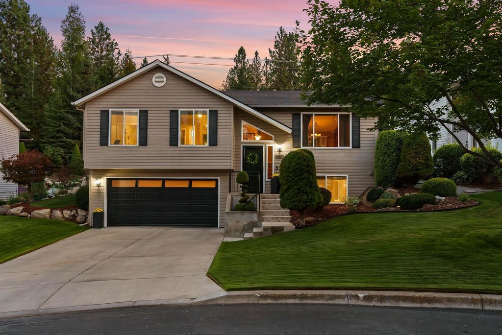 4724 E 15th Ave, Spokane Valley, WA 99212