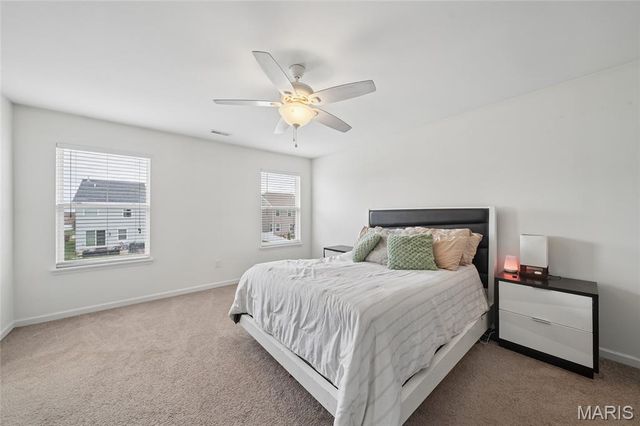 3329 Charlestowne Crossing Drive, St Charles, MO 63301