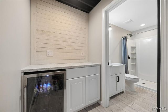 3329 Charlestowne Crossing Drive, St Charles, MO 63301