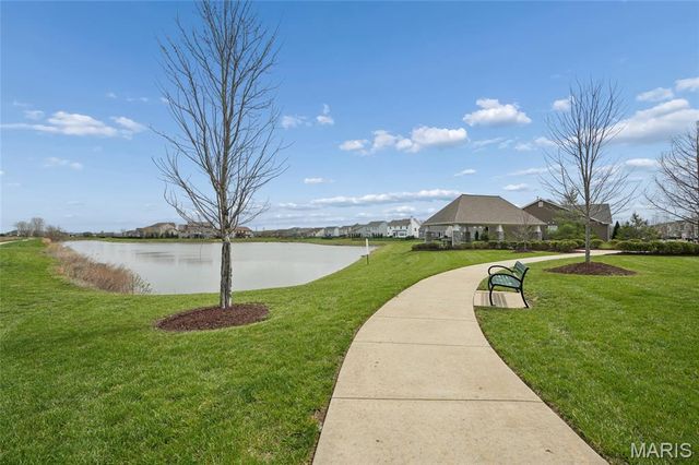 3329 Charlestowne Crossing Drive, St Charles, MO 63301