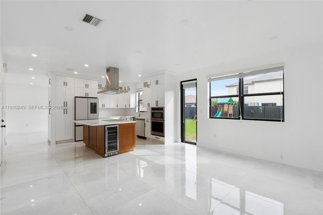 11734 SW 240th Ter, Homestead, FL 33032