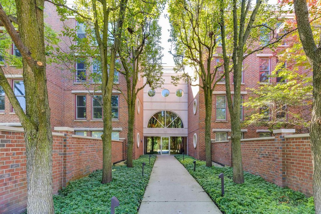 360 Green Bay Road 1D, Winnetka, IL 60093 — exterior