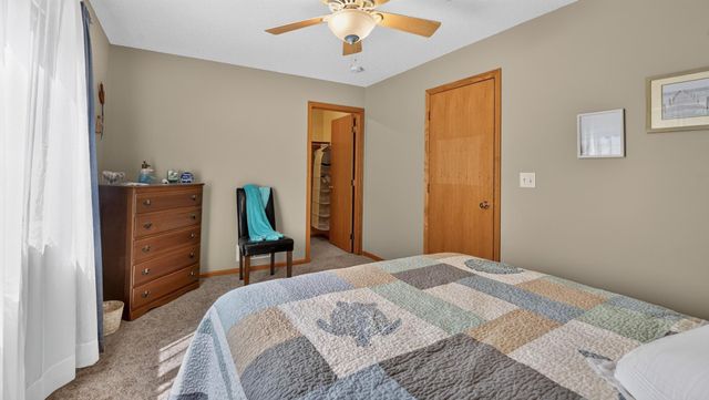 37336 Ivy Trail, North Branch, MN 55056
