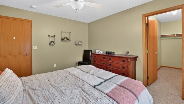 37336 Ivy Trail, North Branch, MN 55056