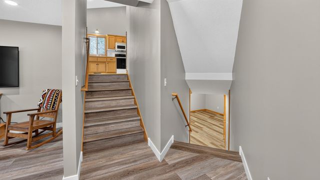 37336 Ivy Trail, North Branch, MN 55056