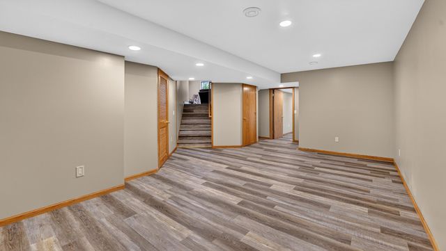 37336 Ivy Trail, North Branch, MN 55056