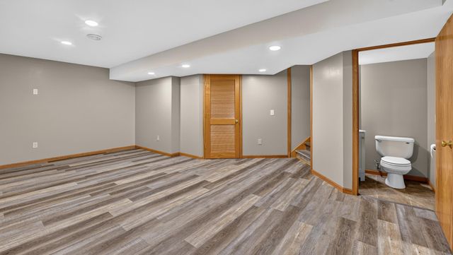 37336 Ivy Trail, North Branch, MN 55056