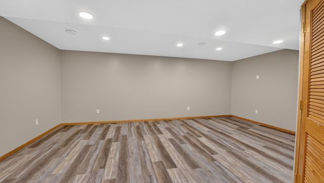 37336 Ivy Trail, North Branch, MN 55056