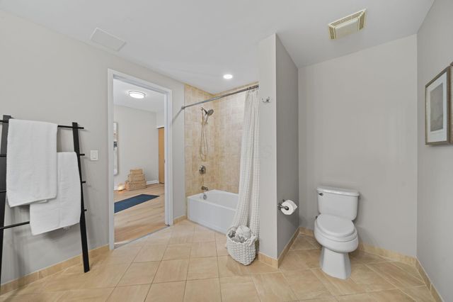 100 E Gay Street, 302, Columbus, OH 43215