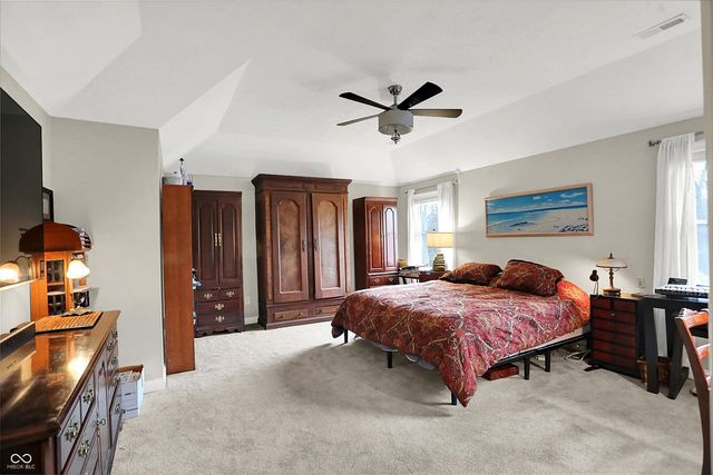 9986 Springstone Road, Fishers, IN 46055