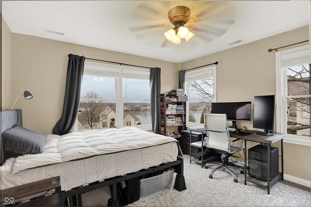 9986 Springstone Road, Fishers, IN 46055