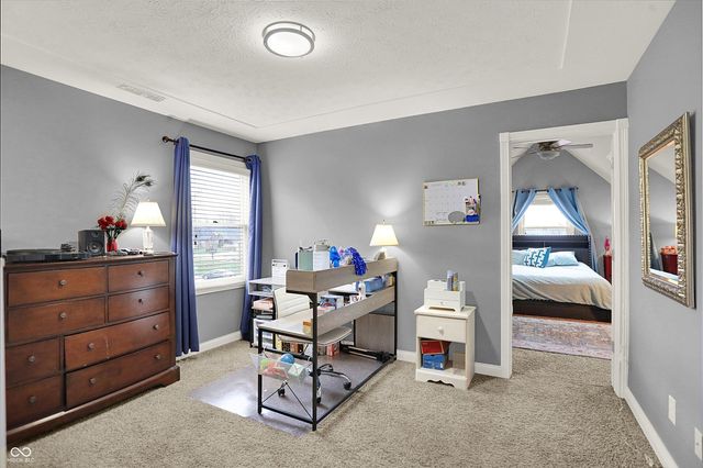 9986 Springstone Road, Fishers, IN 46055